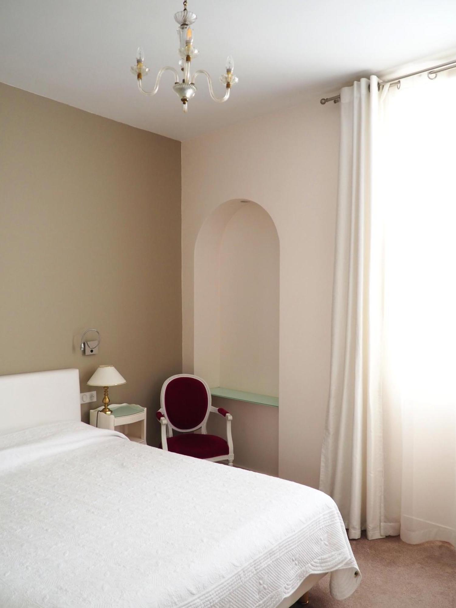 Hotel Royal Saint-Mart Royat Exterior foto